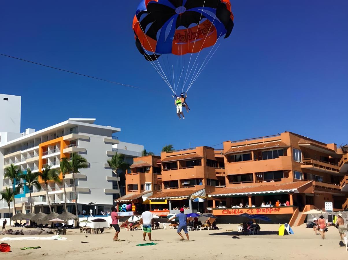 Playa Suites Масатлан Екстериор снимка