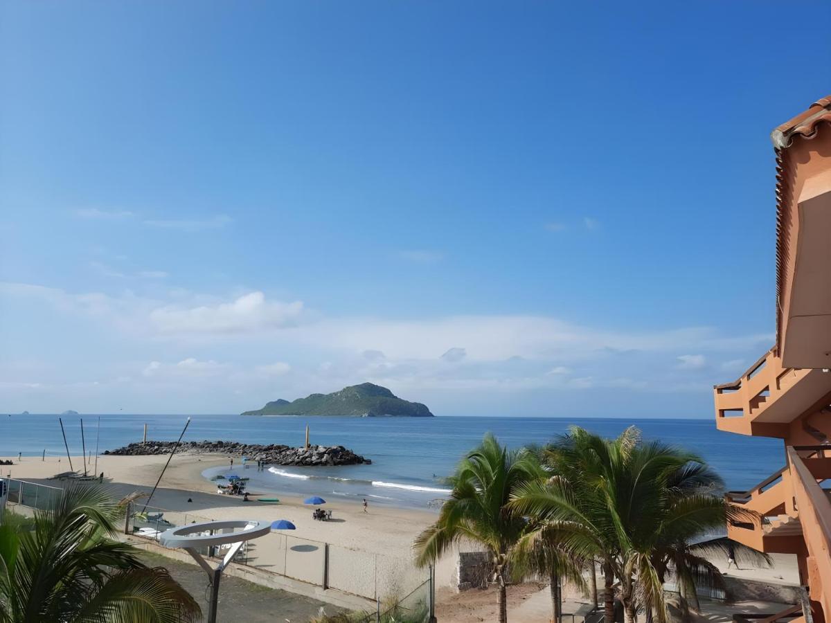 Playa Suites Масатлан Екстериор снимка